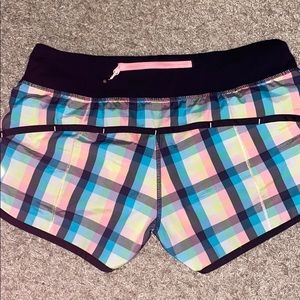 Lululemon size 6 shorts
